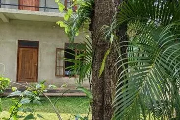 Afenta Motel  Mihintale