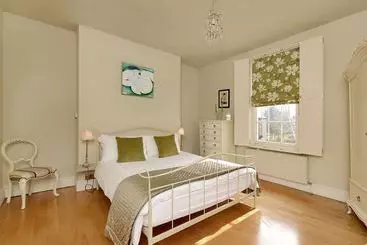 Bed and Breakfast The Hollies