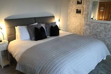 The Glastonbury Townhouse B&b