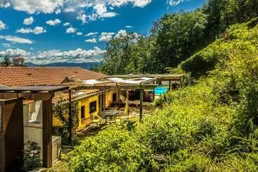 پانسیون Toncevi Eco Estate