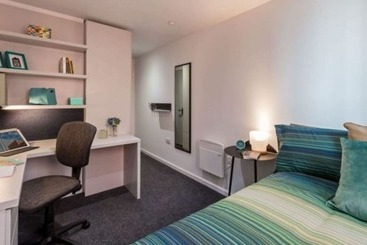 Pensão Modern Rooms In Coventry