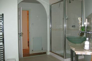 住宿加早餐  West Lodge At Porters End