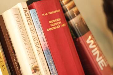 Отель Halfway House Inn