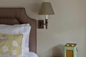 בית מלון כפרי The Old Drum