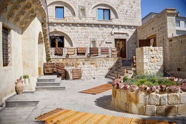 هتل House 1938 Special Cave