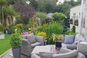 Eden S Rest Bed And Breakfast