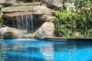 Phuket Meet Holiday Hotel Rawai 普吉岛相遇花园度假酒店 拉威店