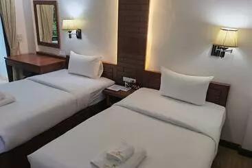 Phuket Meet Holiday Hotel Rawai 普吉岛相遇花园度假酒店 拉威店