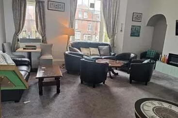 Пансион The Kenton