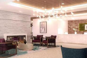 Lela Wilmington, Tapestry Collection By Hilton