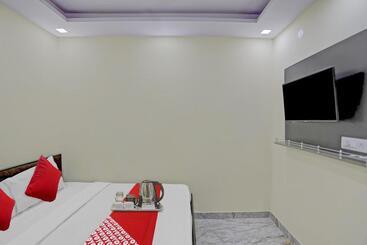 Hotel Flagship 700212  Royal Discovery