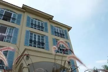 هتل De Pastel Hua Hin