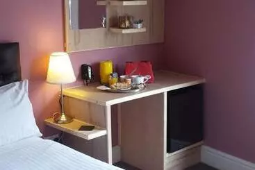 Pensione Grosvenor Place Guest House