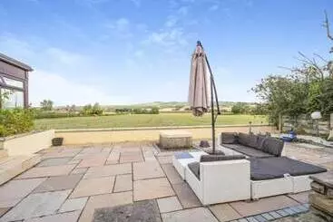 Residenssi Luxury Farm House With Swimming Pool Eurovision 23