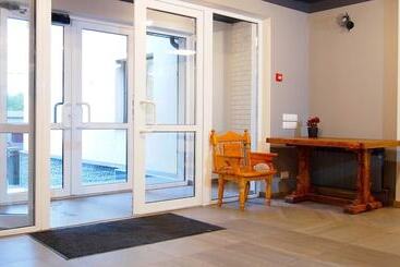 Guest House Opaliha Loft Rooms Hostel