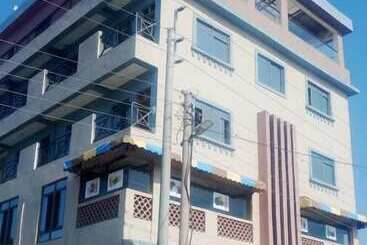 酒店 Eden Palms Resort