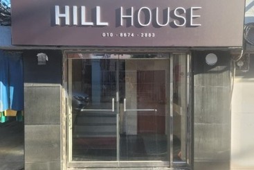 汽车旅馆  Taereung Hill House