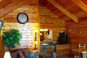 Mökkimajoitus Bryce Canyon Log Cabins