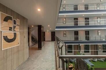 هتل آپارتمان Vsk Residence