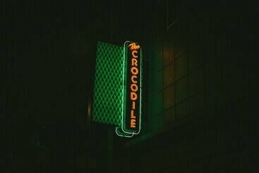酒店 Crocodile & Crocodile Music Venue