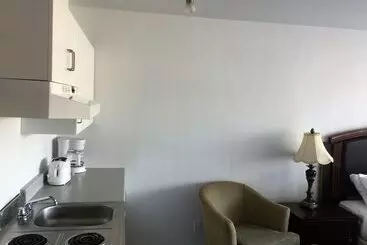 아파트 Duvernay Studios And Suites