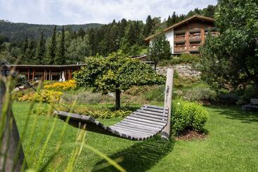 Отель Otp Birkenhof