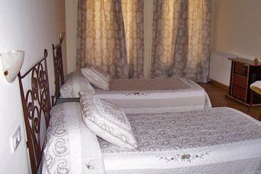 Lur Mendi Casa Rural