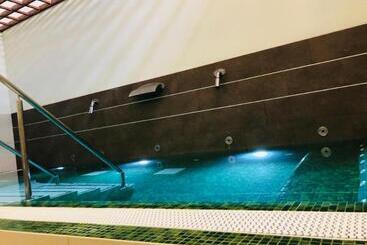 Regency Torviscas Apartments And Suites