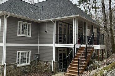 Limestone Springs Cottage