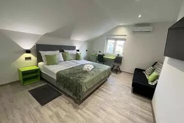 ペンション Rooms Jelak