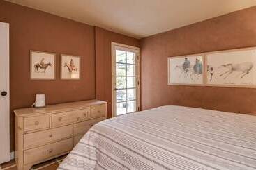 Сельский дом Charming 1 Bdrm Condo Steps To Old Town Scottsdale