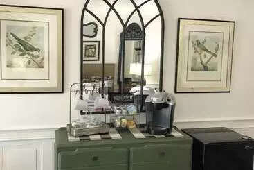 Hotelli Bandon Marina Inn