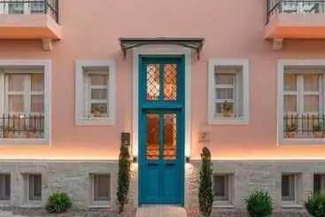 هتل Naiades The Residence Ioannina Castle