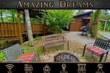 Mökkimajoitus Amazing Dreams