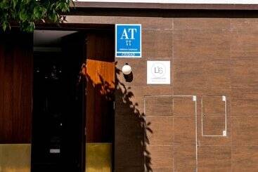 هتل Atlumbreras16