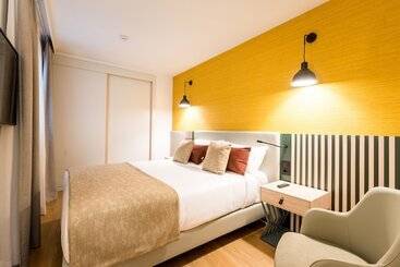 هتل Atlumbreras16