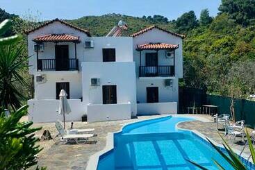 酒店 Skopelos Inn