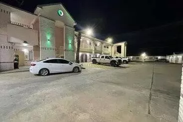 ホテル Woodland Inn & Suites