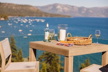 茅舍 Lakeview By Avantstay Private Waterfront Cabin On Lake Tahoe W/ Hot Tub & Views