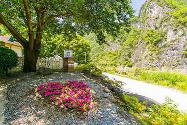 Pyeongchanggang Healing House Pension