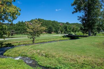 コテージ Somewhere In The Mountains