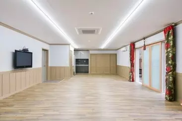 Yangsan Happy Valley Pension