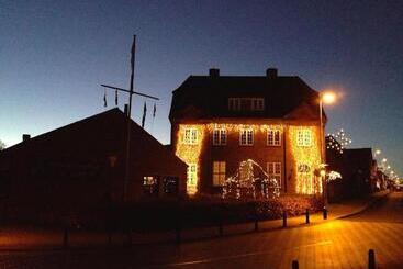 ベッドアンドブレックファースト Boutique Hotel Postgården