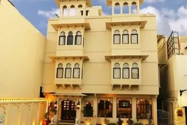 Отель Boheda Palace