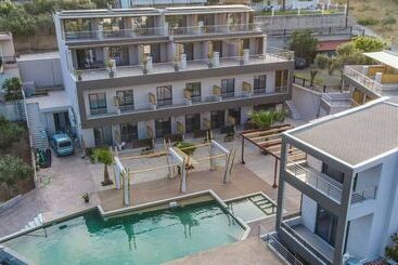 Hotel Del Mare Suites