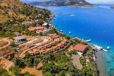 Hotelli Almond Bungalow