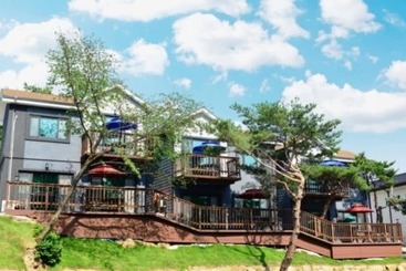 Jecheon The Pine Hill Pension