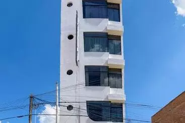 هتل Bermi