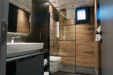 هتل آپارتمان Marlen Residence