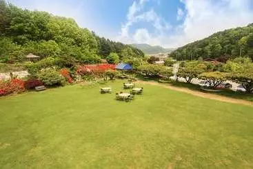 Yeoju Dugyeonsae Meomunjari Pension